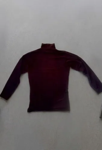Camiseta Gola Alta