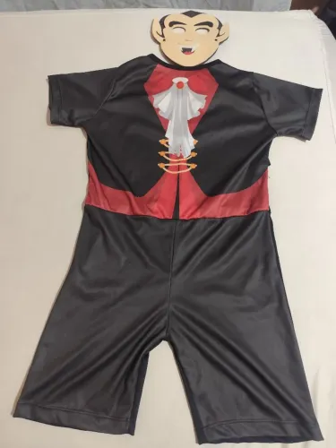 Fantasia Vampiro 6 anos