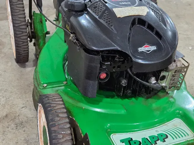 CORTADOR DE GRAMA TRAPP RM-650G - MOTOR BRIGGS & STRATTON 190cc - Gasolina