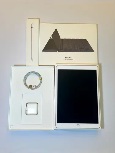 IPAD PRO (10,5 pol) ROSE 64GB + Celular