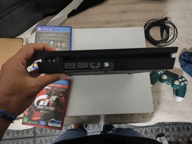 Vendo Playstation 4 - 500gb