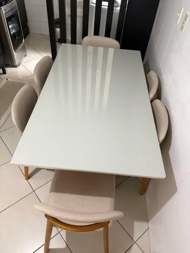 MESA JANTAR COM 6 CADEIRAS