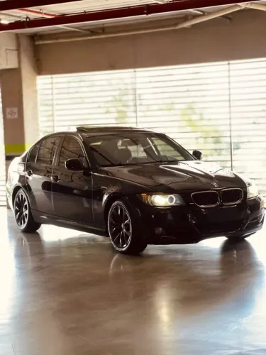 BMW 320I A 2010
