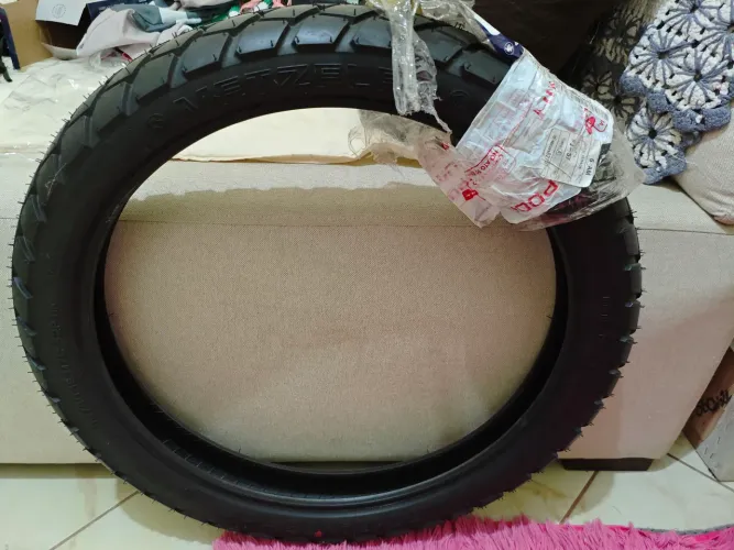 Pneu 90/90/19