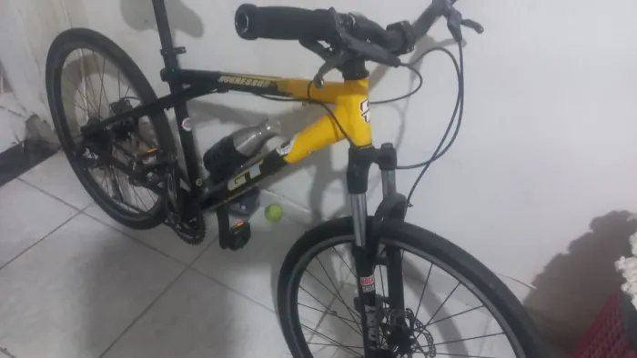 Bicicleta GT AGRESSSOR 1.0