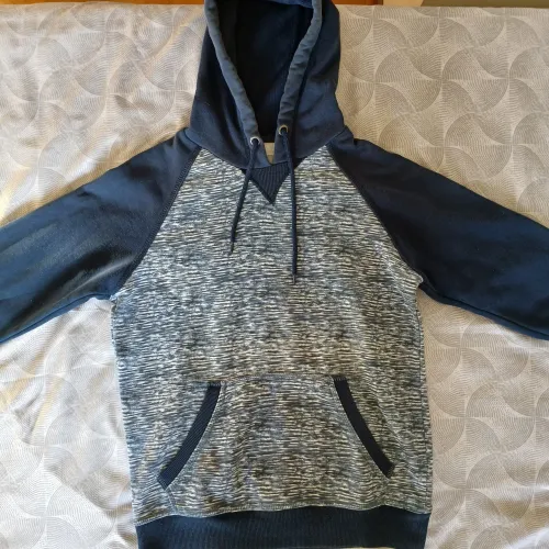 Moletom azul tamanho PP