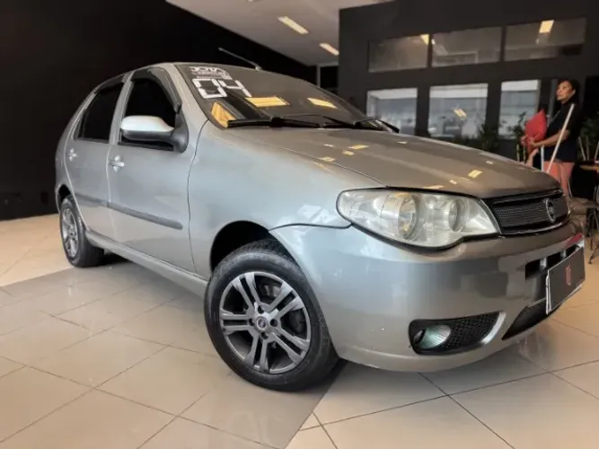 Fiat Palio HLX 1.8 MPI Flex 8V 4P 2004