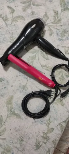 Chapinha Prancha / secador de cabelos ótimo estado 