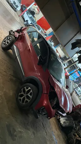 Sucata peças Captur 1.6 