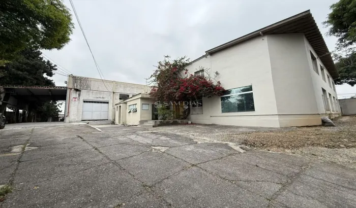 Galpão em Osasco com 3910 m² para locação