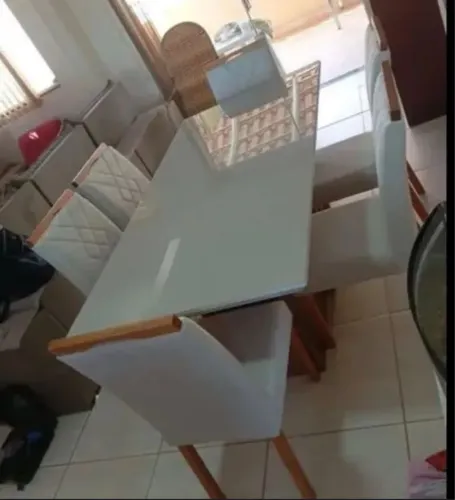 Mesa de jantar 6 cadeiras 