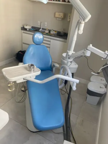 Cadeira de dentista usada