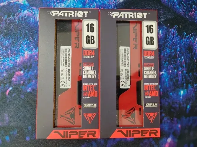 Memória Patriot Viper Elite II 32GB (2x16GB) 3200MHz Preto e Vermelho