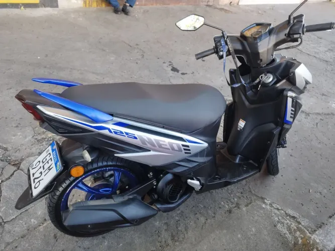 Yamaha neo 125cc 2021 c/ 30mil kms consevada