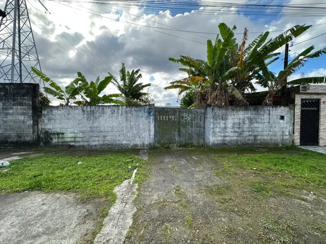 Terreno a venda com 360 metros quadrados no Tude Bastos / Sítio do Campo - Praia Grande -