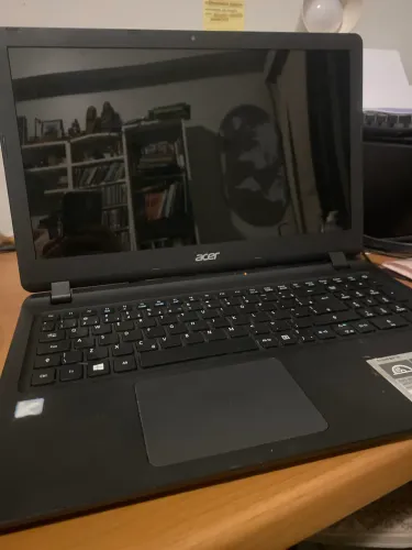 Notebook Acer Aspire ES1-572 | Intel Core i3 | SSD 256 GB | Excelente Estado
