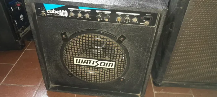 VENDO CAIXA CUBO, PARA BAIXO E GUITARRA, VIOLÃO