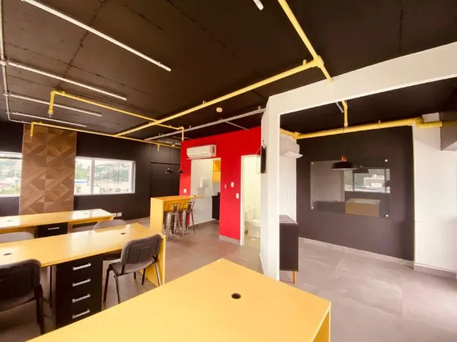 Sala Comercial 57 m² em Vila Belmiro, Santos 2 Salas, 2 Vagas, Financiamento