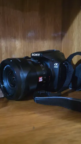 Câmera Sony a3000 + lentes Viltrox 24m 1.8 + Lente Sony 75 300m