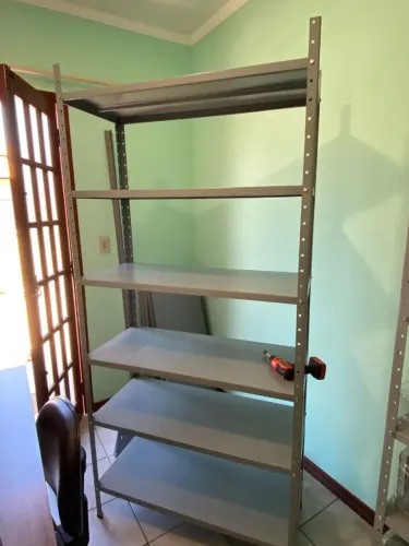 Estante aço com 6 prateleiras (40cmx90cm) 