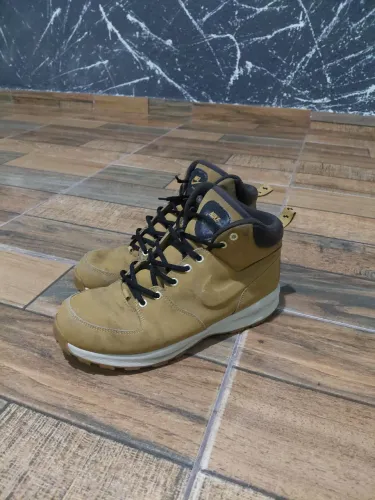Tenis Bota nike Samoa 42