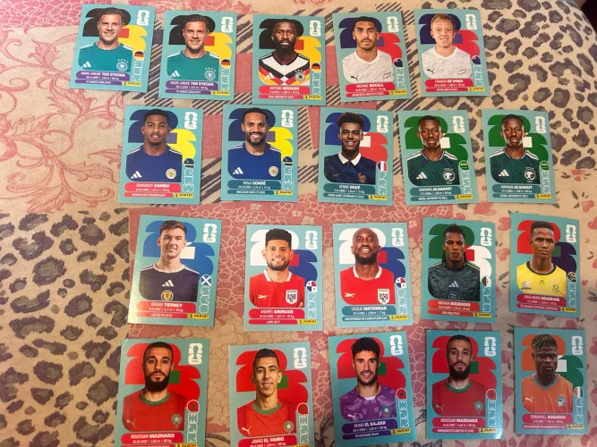 Troco figurinhas repetidas da Copa!