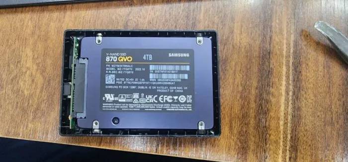Samsung V-NAND SSD 870 QVO - 4TB