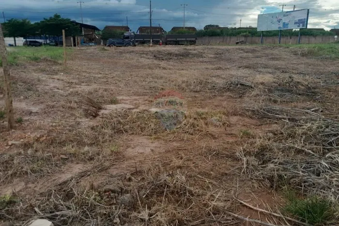 TERRENO COMERCIAL DE 1.405,60 M² - AV. JOSÉ ANANIAS DE AGUIAR-ARAXÁ-MG