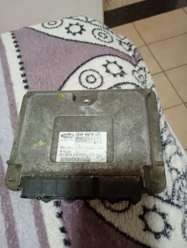 Ingeçao eletrônica. Um