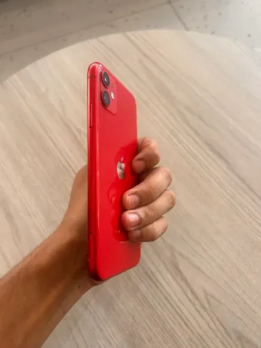 iPhone 11 64gb RED