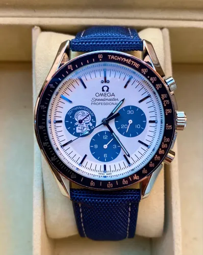Relógio Omega Speedmaster Snoopy