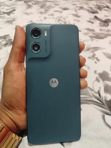 Motorola g06