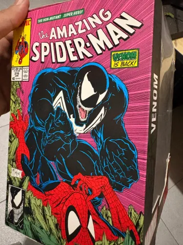 Venom 1/10 mcfarlane toys