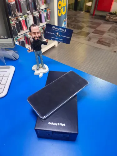 Samsung Z Flip 6 512GB Novo - Loja Física- Ate 12x