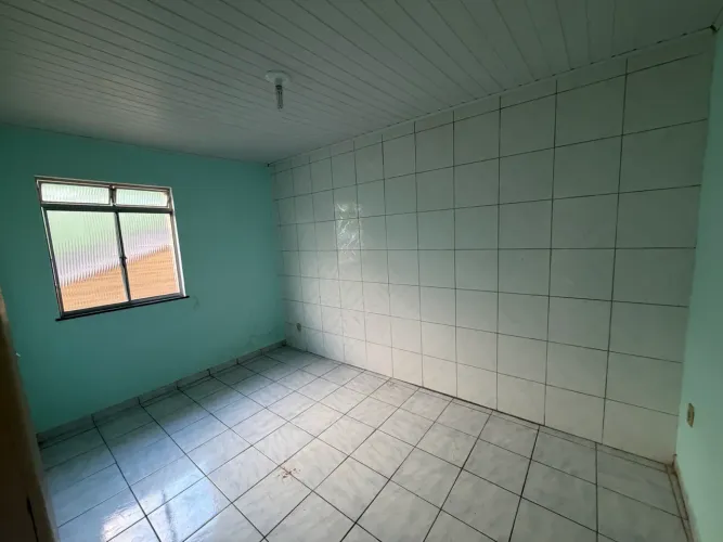 Alugo uma casa no IAPI
