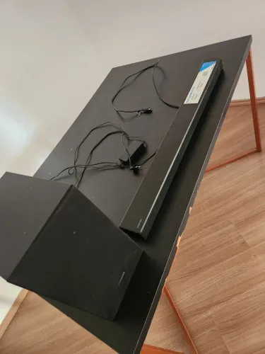 Vendo Novo Soundbar t555 semi novo