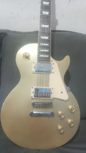 Guitarra Michael modelo Les paul