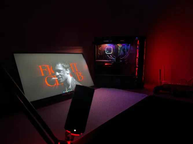 PC GAMER - TROÇO EM MACBOOK