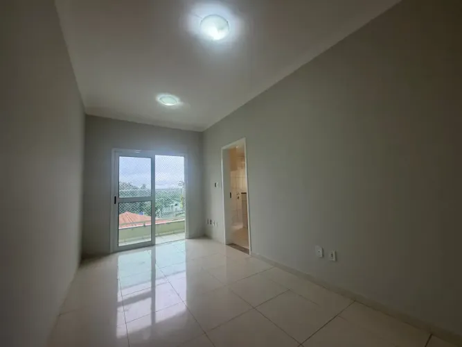 Imóvel para aluguel com 60 metros quadrados com 2 quartos em Loteamento São Pedro - Jaguar