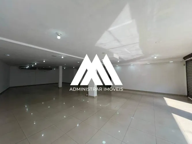Alugo loja comercial em Itaúna com excelente localização!