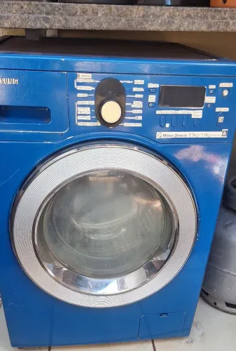Máquina lava e seca