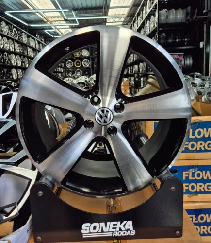 Jogo de rodas K27 aro 18 4x100 