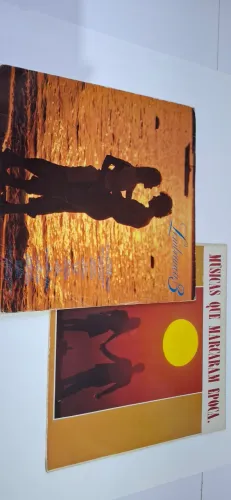 2 LPs com músicas Românticas