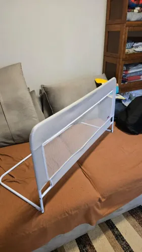 Grade / cerca de cama para bebês e crianças