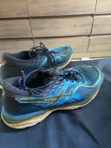 Tenis Asics