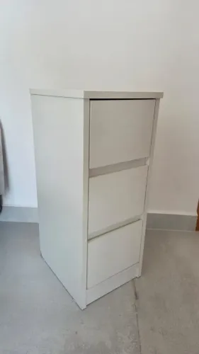 Mesa De Cabeceira Estreito 3 Gavetas
