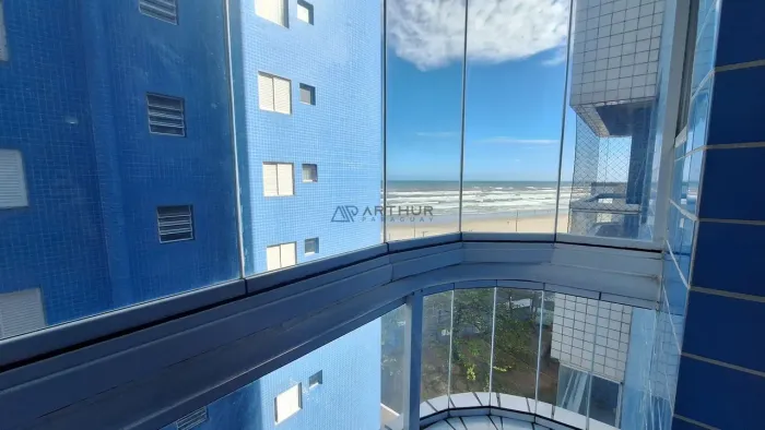 Apartamento à venda em Praia Grande no bairro do Maracanã