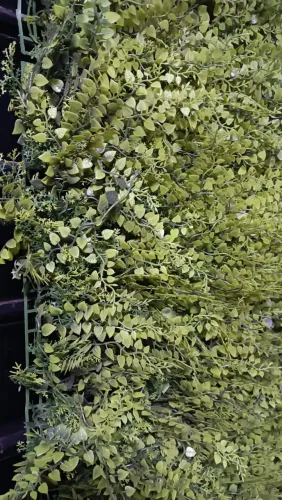 Jardim vertical - painel verde artificial - planta decorativa