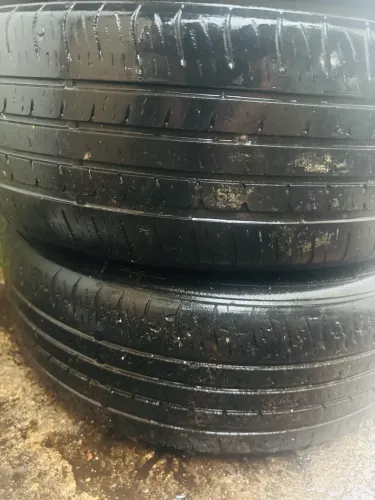 Rodas com pneus Duster 