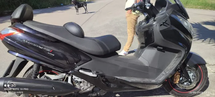 vendo moto dafra maxin perfeita 2020, toda ok.